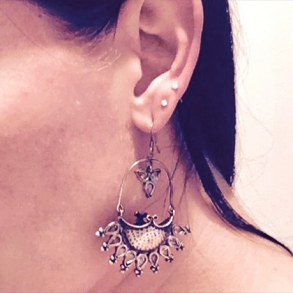 Vintage Sterling Silver Artisan Bohemian Boho Indian Earrings - Picture 4 of 4